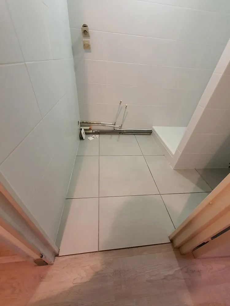 Petite plomberie et électricité